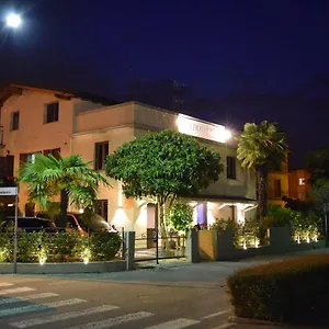  Appartement International &